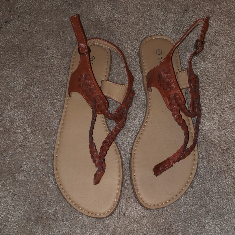 Size 7 1/2 Sandals